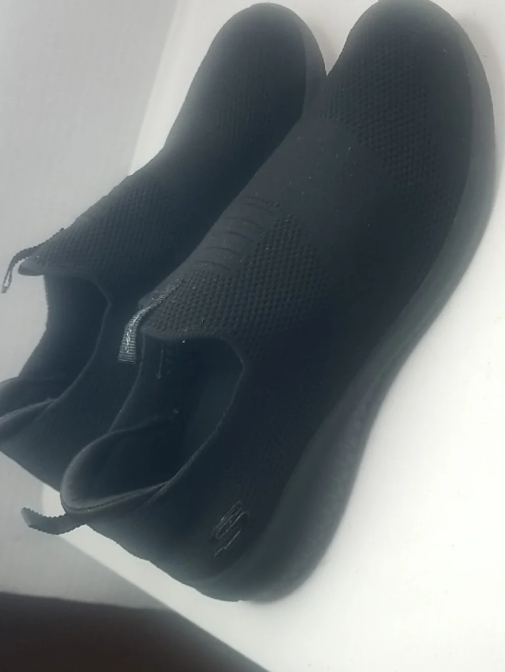 Skechers women slip